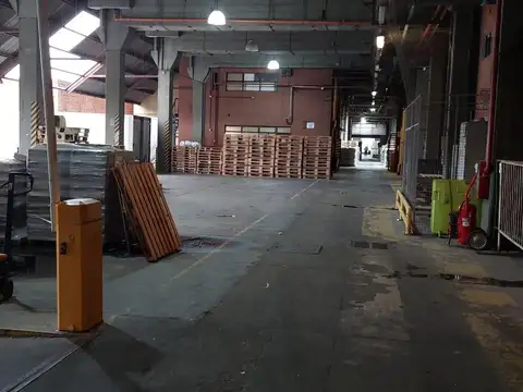 Av Intendente Francisco Rabanal  al 3200