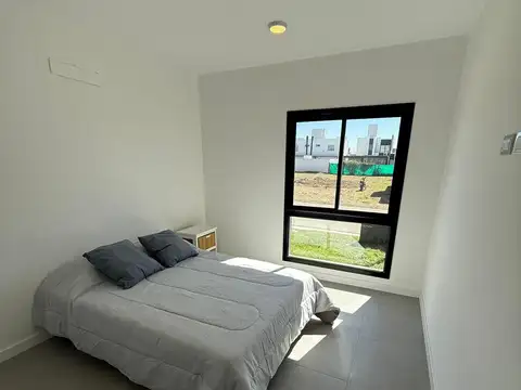 Casa en Alquiler al Norte
