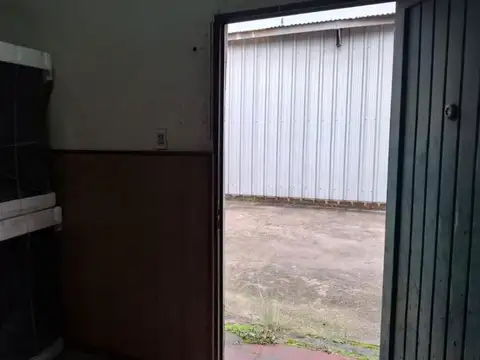 Camino General Belgrano 3861 (B1825), Lanus, Buenos Aires, Argentina