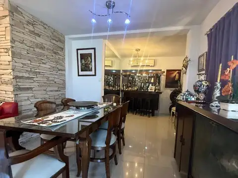 Casa en Venta en Castelar Norte, USD 230.000