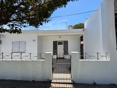 CASA EN VENTA CON DEPARTAMENTO