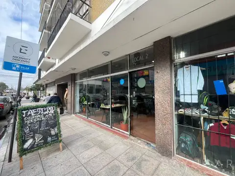 Venta - Local Comercial en Pilar Centro - INVERSIÓN