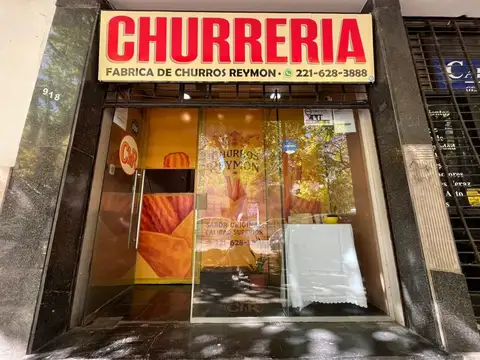 LOCAL EN VENTA  LA PLATA- AL FRENTE CENTRO