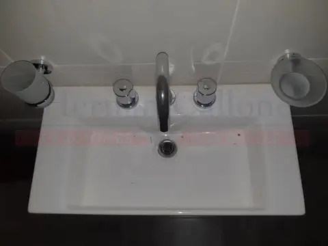 Florencio Varela 2614 , Piso 1
