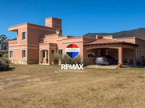Venta casa 5 dormitorios La Lucinda Club de Campo