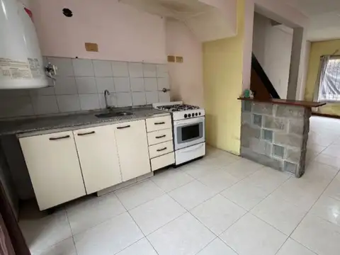 Depto Tipo Casa en Venta de 2 ambientes