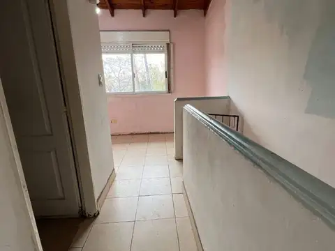 Depto Tipo Casa 2 ambientes con 1 baño