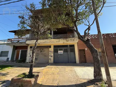 Casa de 3 Ambientes en Venta I Caseros