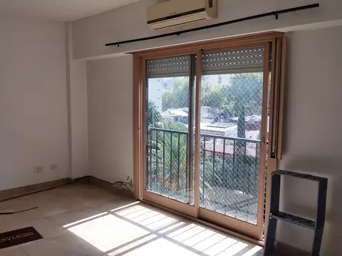 Avenida Directorio 2500Piso 5