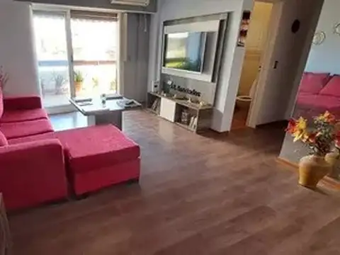 Semipiso Dos Ambientes Con Balcón Terraza