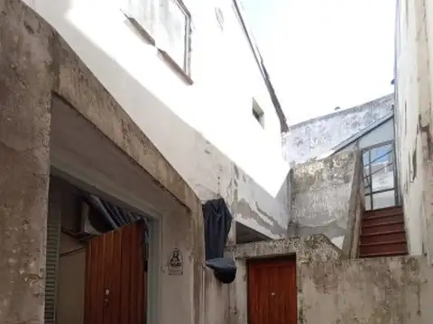 Depto Tipo Casa en Venta de 8 dormitorios