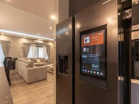 Casa 5 ambientes con 3 baños
