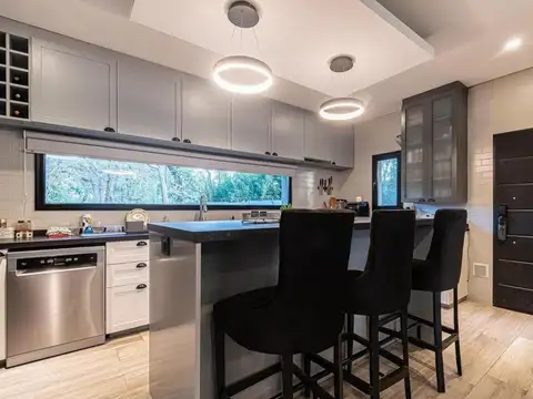 Casa en Venta en Sausalito, USD 290.000