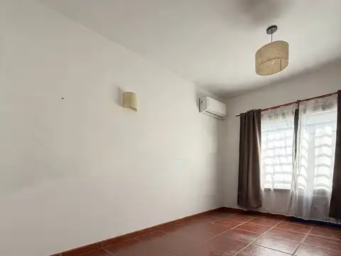 Casa en Venta e Jáuregui, Villa Flandria, Luján