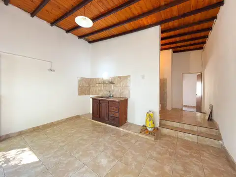 Depto Tipo Casa 5 ambientes con 2 baños