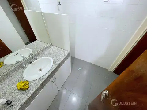 Oficina en Alquiler con 1 cochera