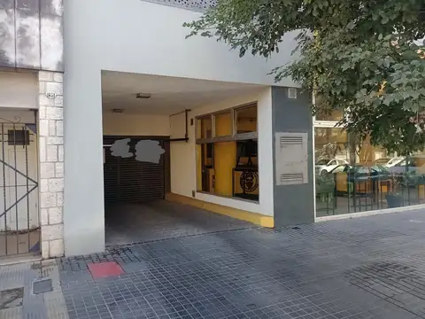 Cochera en Barrio General Paz - Lugar estratégico