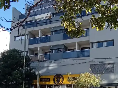 Cochera en Barrio General Paz - Lugar estratégico