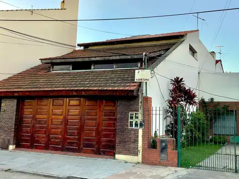 CHALET EN PH ESTILO ESPAÑOL 5 AMB. EN PIÑEYRO