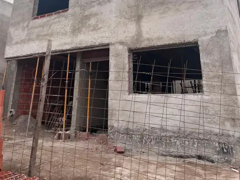 Vende duplex en docta 3 dormitorios 3 baños