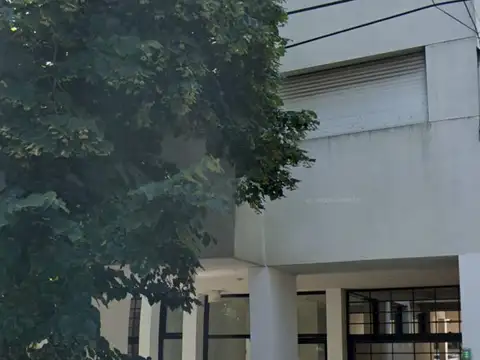 Departamento en venta, de 1 dormitorio con cochera. La Plata