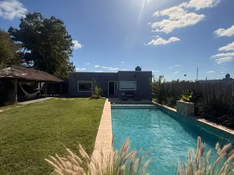 VENTA CASA QUINTA 635 METROS TOTALES,OPORTUNIDAD