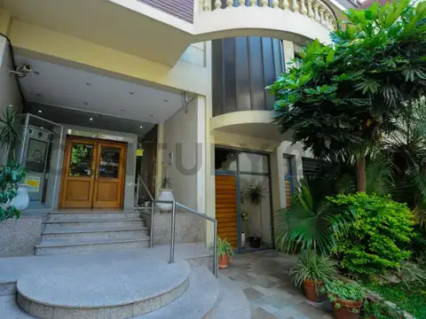 San Martin 1000, Piso 9