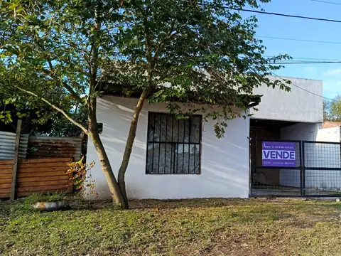 CASA EN VENTA.  Margarita Belén Chaco. Zona urbana. RETASADA!