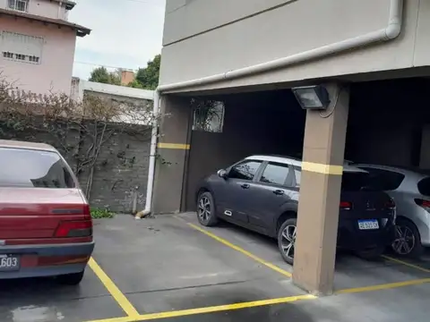 COCHERA DESC EN VENTA EN LA LUCILA! EXCELENTE ZONA