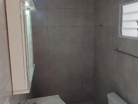 Depto Tipo Casa en Venta 8 años