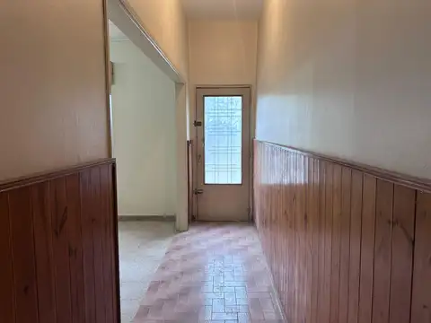 Casa 3 ambientes con 2 baños