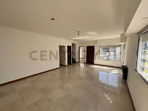 Casa en Venta en La Plata, USD 130.000