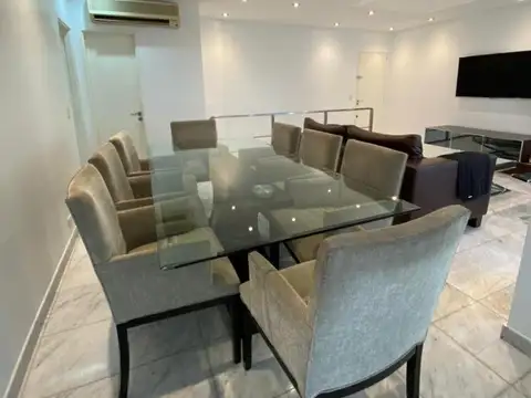 IMPECABLE DEPARTAMENTO EN DUPLEX DE 4 AMB. CON 2 COCHERAS.