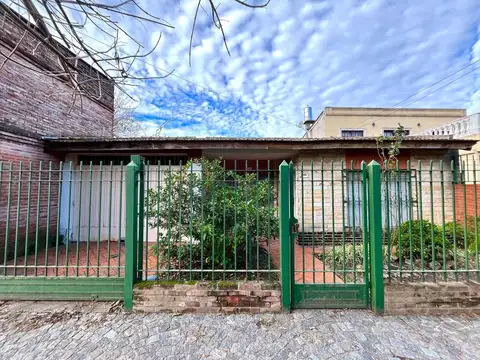 Casa - Venta - Argentina, Malvinas Argentinas - 12 de Octubre 3980