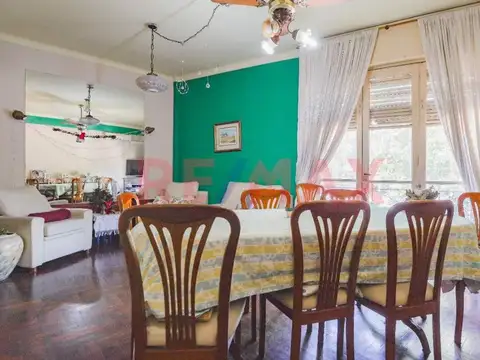 Depto Tipo Casa 5 ambientes con 2 baños