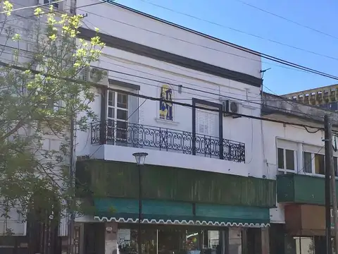 C Beccar 200, Piso PA