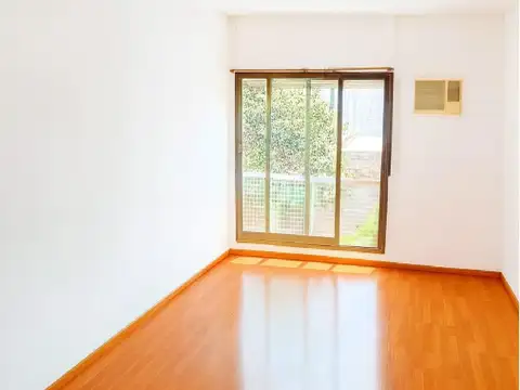 Departamento Monoambiente - en San Cristóbal , Balcón Frances,.