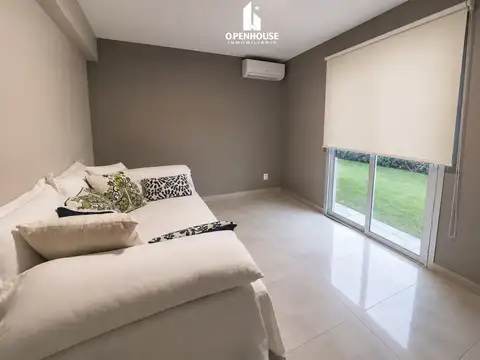 Casa 11 ambientes con 3 baños