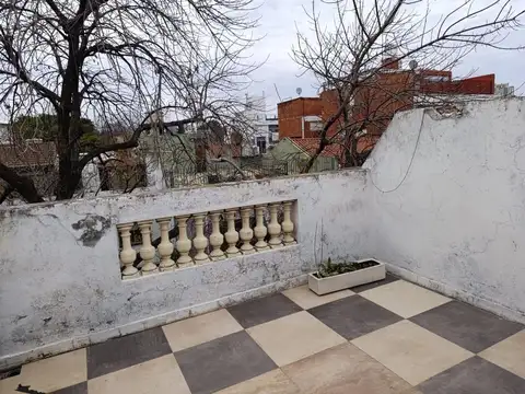 Depto Tipo Casa en Alquiler de 4 ambientes