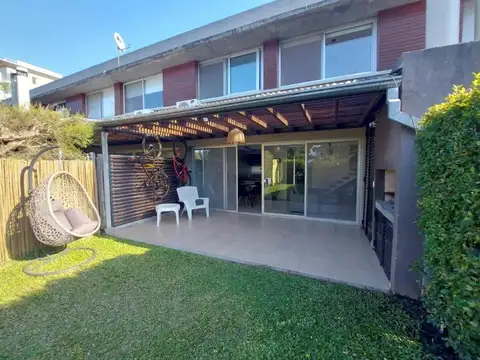 Casa Dúplex  en Venta en Posadas, El Palmar, Nordelta