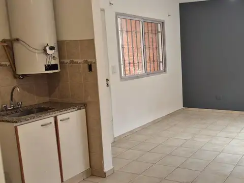 Departamento en Alquiler con 1 cochera