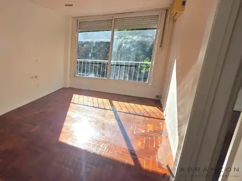 3 de Febrero  al 2200
