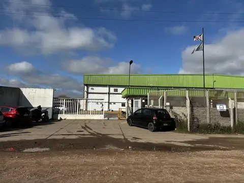 Galpon en Venta en 9 de Abril, USD 2.900.000