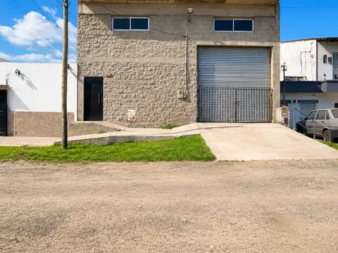 Galpon en Venta en Bernal Oeste, USD 40.000