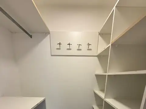 Departamento en Alquiler con 1 cocheras