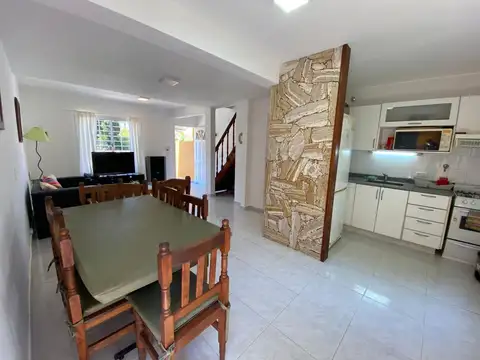 Departamento 4 ambientes con 2 baños