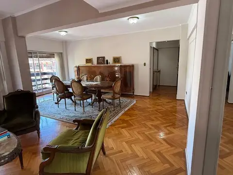 Alquiler 2 ambientes + dependencia en Flores 