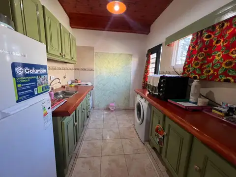 Casa en Alquiler con 3 cocheras