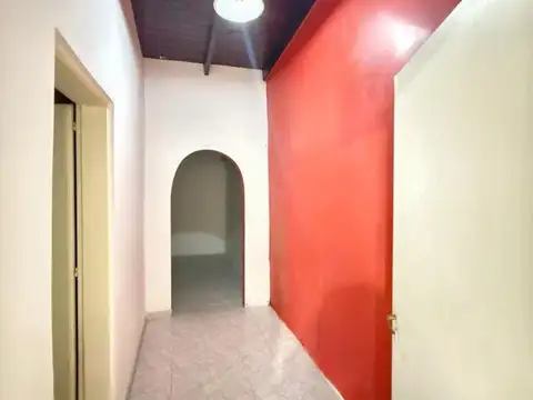 Casa 2 ambientes con 1 baño