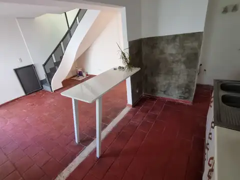 Depto Tipo Casa 3 ambientes con 1 baño
